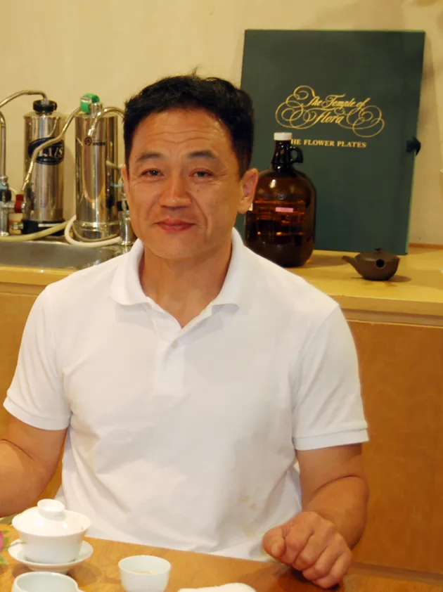 篠原康幸のポートレート